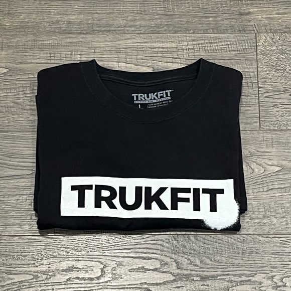 Trukfit Drip Men's Crewneck Logo T-Shirt Rich Gang YMCMB Black Sz L - Picture 7 of 7